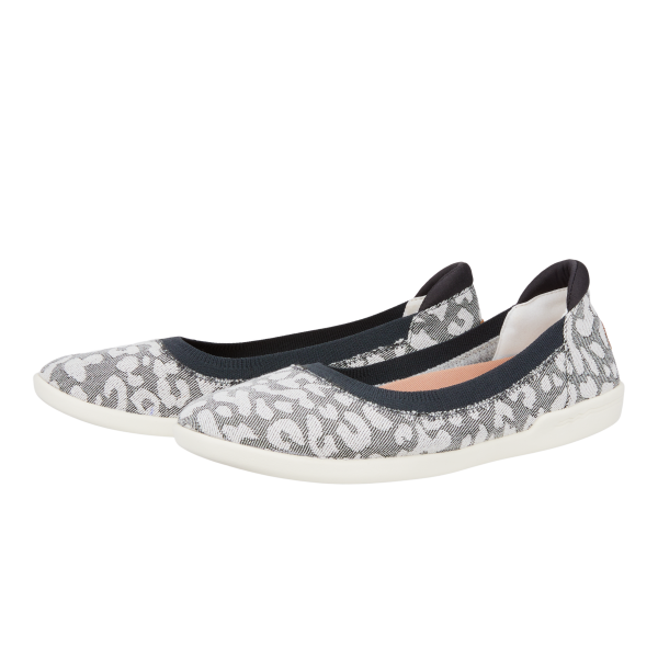 40740-90L_SAVANNAH_SLIP_CRAFTED_LEOPARD_PAIR_SIDE_b40d6e9b-42b8-4cdd-9525-dd7636a2d70a-1 40740-90L_SAVANNAH_SLIP_CRAFTED_LEOPARD_PAIR_SIDE_b40d6e9b-42b8-4cdd-9525-dd7636a2d70a-1