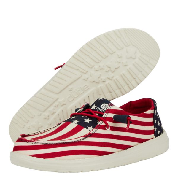 41096-9CW_WENDY_AMERICANA_AMERICAN_FLAG_PAIR_BOTTOM_conversion1