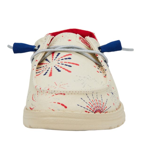 41294-100_WENDY_FIREWORKS_WHITE_LEFT_FRONT_conversion1 41294-100_WENDY_FIREWORKS_WHITE_LEFT_FRONT_conversion1