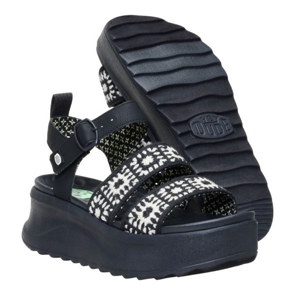 43200-066_DELRAYBUCKLECOTTAGECROCHET_BLACKWHITE_PAIR_BOTTOM