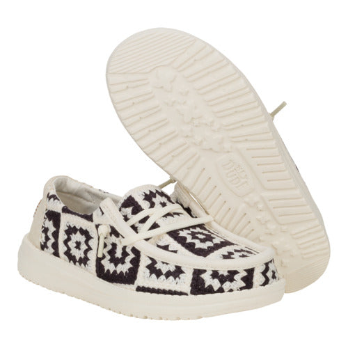 43696-0C4_WENDYYCOTTAGECROCHET_BLACK_MULTI_PAIR_BOTTOM_conversion1