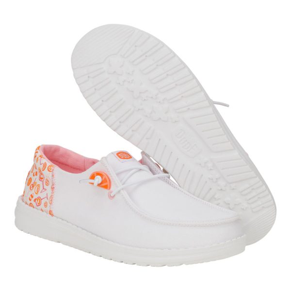 44440-102_WENDYFUNKCOCKTAILS_WHITE_PINK_PAIR_BOTTOM_conversion1