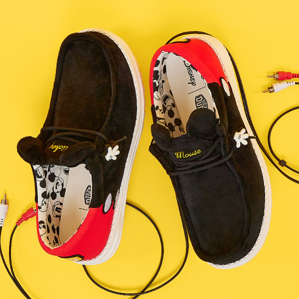 900x900_Wally_fc2ab029-bc1d-4255-8812-058bee7f9835 900x900_Wally_fc2ab029-bc1d-4255-8812-058bee7f9835