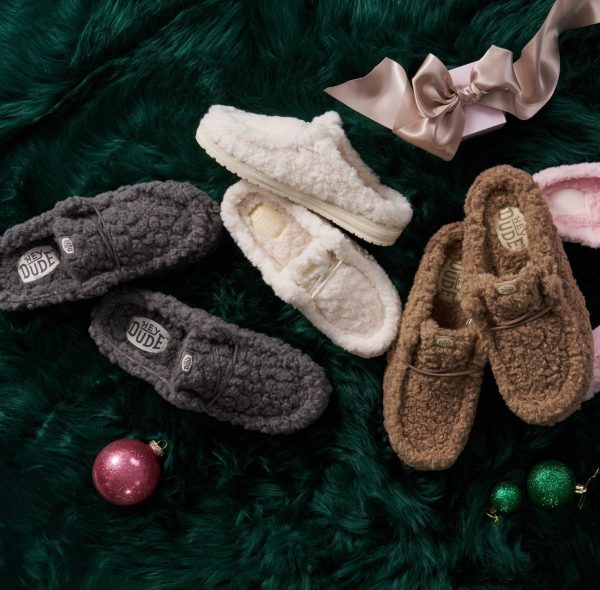 FH24_Heydude_Holidudes_TopDownCollection_89618b10-bb05-4f64-87f8-759600c26054