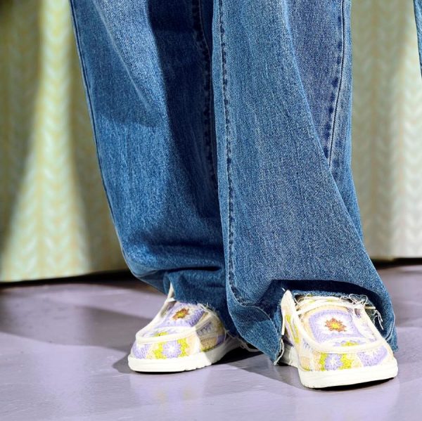 SS25_HEYDUDE_WENDY_CHRISTI_SLIDE_COTTAGE_CROCHET_43109-0NK_43205-0NK_246_COLOR SS25_HEYDUDE_WENDY_CHRISTI_SLIDE_COTTAGE_CROCHET_43109-0NK_43205-0NK_246_COLOR